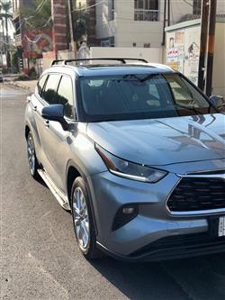 تۆیۆتا هایلاندەر